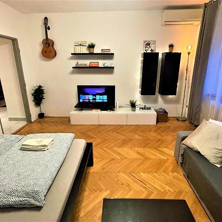 Apartment Helen - Old Town, Ac Pozsony Kültér fotó